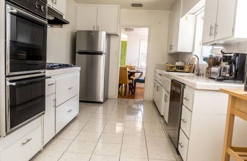 Montebello House | Cozy 3BR Home Near Disneyland & DTLA with Parking