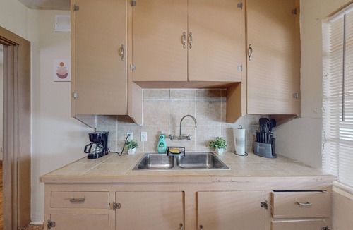 Albuquerque House | Cozy 3BR Modern Casita in Albuquerque w/Wifi & Parking