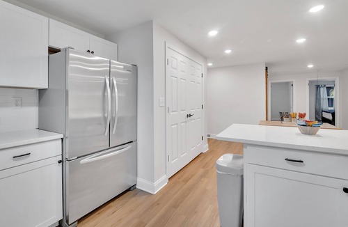 Enderly Park House | Cozy 3Br Near Uptown!