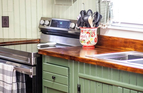 Benton House | Cozy 3BR Octagon Cabin-Near Ricketts Glen