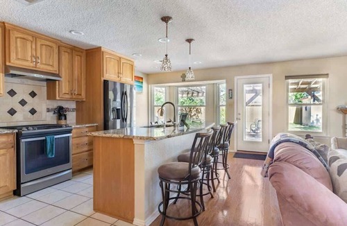 Settlers Ridge House | Cozy 3BR Retreat w/Outdoor Dining & BBQ Grill