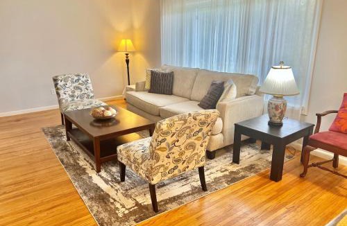 Rochester House | Cozy 3BR Rochester Brighton Home by Downtown UofR