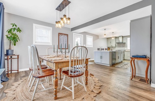 Cornwall House | Cozy 4 BR Home in Cornwall