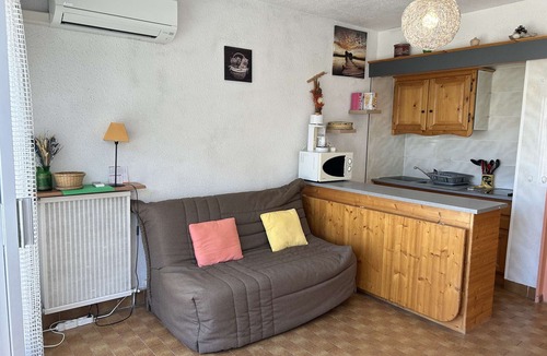 Le Grau-Du-Roi Apartment | Cozy 4-Sleeper with A/C, Terraces & Direct Marina Access