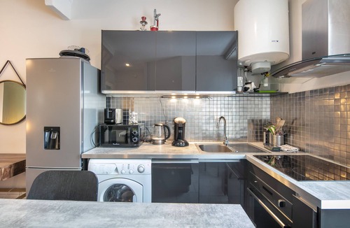 Quartier Hyper-Centre Apartment | Cozy 40m2 apartment with bedroom and Wifi in the center of Grenoble