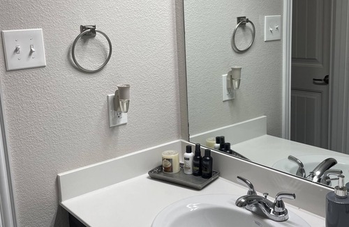 Dallas House | Cozy 4BDR house 15 min from downtown Dallas
