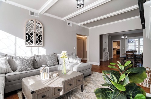 North Brookline Apartment | Cozy 4BR 2BTH Apt near BU