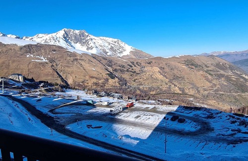 Pla d'Adet Apartment | Cozy 6-person T2 with balcony and garage - Saint Lary Soulan