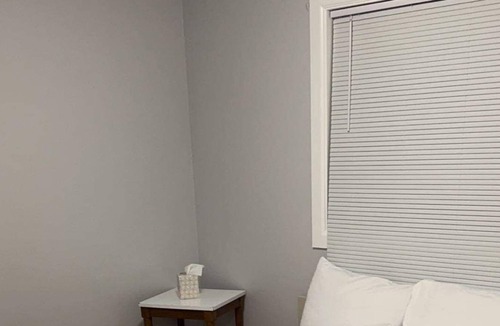 Everett House | Cozy 7-bedroom 2 baths