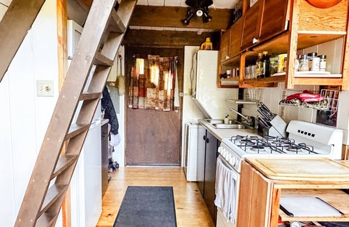 New Kingston House | Cozy A-Frame Cabin Year Round Vibes & Pond Side Relaxation in the Catskills