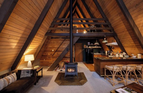 Skykomish Cabin | Cozy A-Frame cabin with hot tub