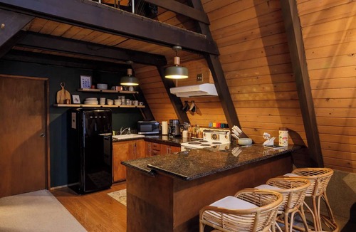 Skykomish Cabin | Cozy A-Frame cabin with hot tub