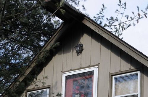 Union Dale Ski Chalet | Cozy A -Frame Chalet, Kitchenette, Treehouse View (C)