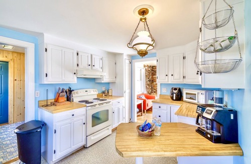 Hall Quarry Cottage | Cozy Acadian Cottage in the Heart of Mount Desert!