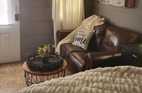 Proctor Cabin | Cozy adorable cabin close to Illinois river