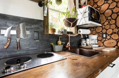 Ybor City House | Cozy AF Tiny-House Oasis