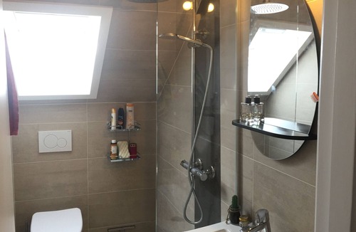 København NV Apartment | Cozy and beautifully lit attic with easy commuting to the city centre