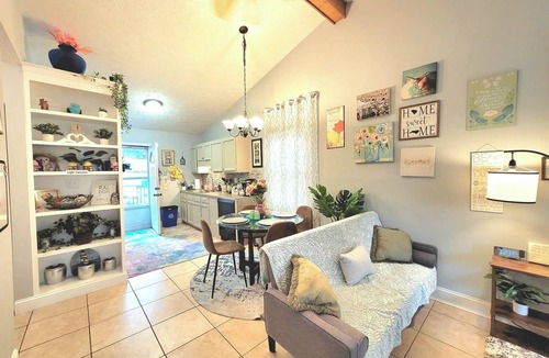 Northeast Raleigh House | Cozy and Bright Retreat Near Raleigh Hotspots