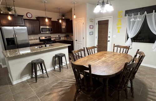 Biggs Field House | Cozy and Charming Home in El Paso Suburbs