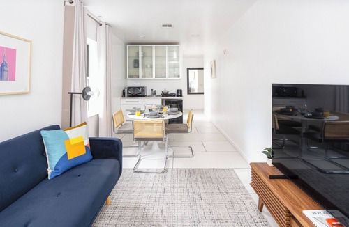 Tudor City Apartment | Cozy and Chic Studio Loft in Midtown NYC! #302