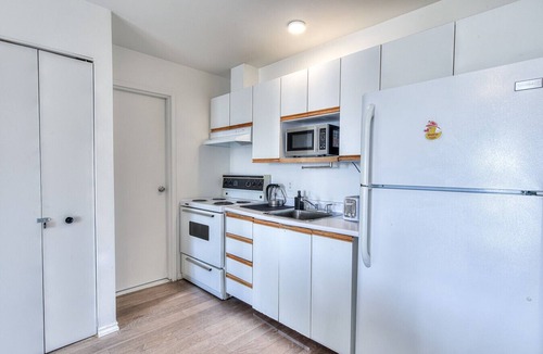 Pierrefonds-Roxboro Apartment | Cozy and comfortable 1BR in Montreal
