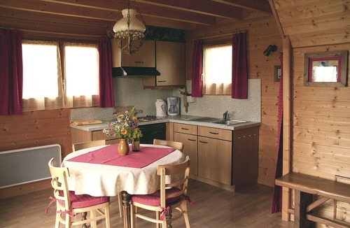 Geishouse Ski Chalet | Cozy and comfortable beam chalet