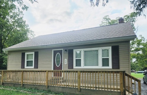 Ballwin House | Cozy and Comfortable Home in West County