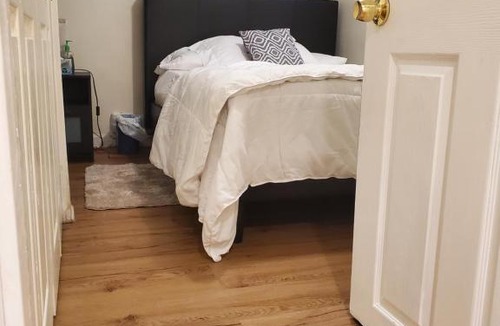 Lynn House | Cozy and comfy, Salem and Boston, free parking