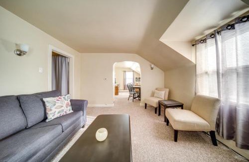 Erie Apartment | Cozy and Convenient Erie Apartment 3 Mi to Beach!