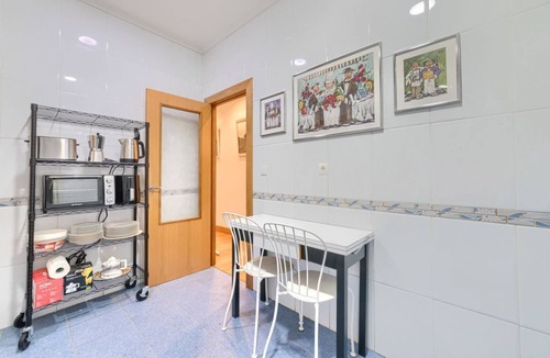 Iralabarri Apartment | Cozy and Elegant Apartment in Irala