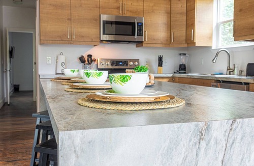 Eastside Promise Neighborhood House | Cozy and Gorgeous 2BR/1BA Near Amazing Downtown