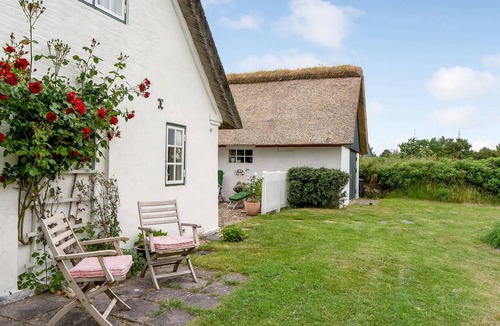 Sønderho House | Cozy and idyllic cottage on a large plot near Sønderho Mill.