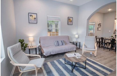 Nevada Street Apartment | Cozy and Lovely 2BR 2BA Apt#A Near Lively Downtown