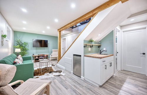 Calabogie Ski Chalet | Cozy and Modern Chalet
