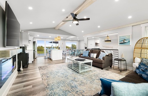 Cormierville Cottage | Cozy and Modern Oceanview Cottage With hot Tub