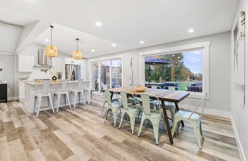 Cormierville Cottage | Cozy and Modern Oceanview Cottage With hot Tub