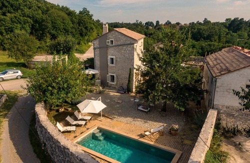 Rezanci Villa | Cozy and modern remodeled Istrian villa with pool and a separate lounge area.