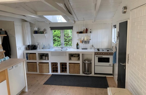 Hornslet House | Cozy and modernized fishing cabin