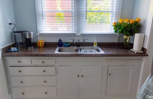 Eastside Apartment | Cozy and Peaceful Get-a-way Home