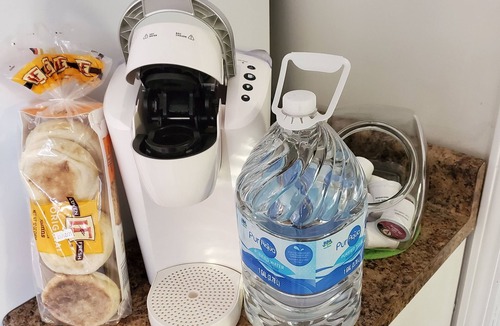 White Apartment | Cozy and private studio