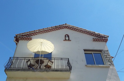 Septemes-les-Vallons Apartment | Cozy and Quiet Flat, few steps to MARSEILLE