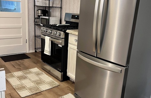 Shoal Creek Drive House | Cozy and Quiet in Joplin