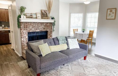 South Side Apartment | Cozy and Quiet, with Easy Access & Private Garage