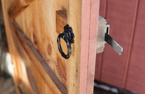 Charlestown Cabin | Cozy and Rustic Barn Near the Coast