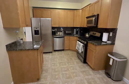 Georgetown Condo | Cozy and Spacious 2 Bedroom Condo