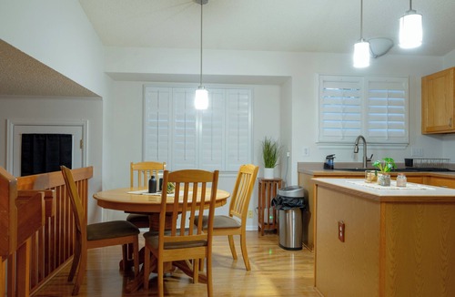 Westridge House | Cozy and Spacious 3BR Home !
