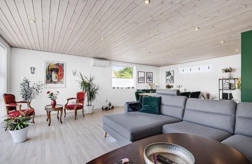 Aars Villa | Cozy And Spacious Townhouse In Aars