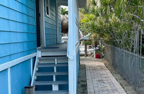 Cross Key Waterways House | Cozy and Stress-Free bayside home with private dock
