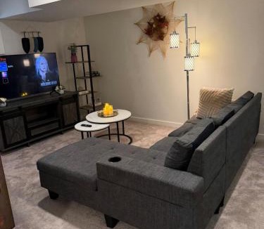 Winnipeg House | Cozy and Stylish Private Basement Suite