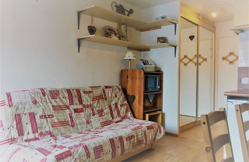 Arc-2000 Apartment | Cozy apartment for 4 with balcony